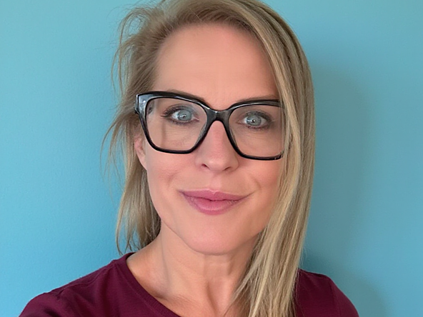 jennifer adams